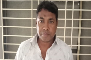 পি স্ত ল-ক*কটেলসহ বি এন পি নেতা আ ট ক