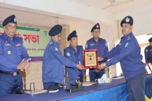 যোগদানের প্রথম মাসেই জেলার শ্রেষ্ঠ হলেন জগন্নাথপুর থানার ওসি রুহুল আমীন