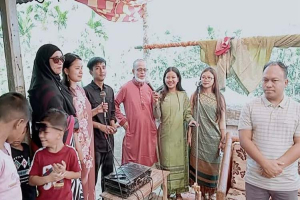 খাসিয়াদের অধিকার থেকে কেউ বঞ্চিত করতে পারবেনা :এমপি শওকতুল ইসলাম