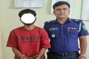 বড়লেখায় গলায় দা ধরে মোবাইল ফোন ছি ন তা ই, গ্রে ফ তা র ১,ফোন উ দ্ধা র