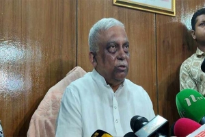 সাবেক স্বরাষ্ট্রমন্ত্রী আসাদুজ্জামানের ৯ ব্যাংক হিসাব অ ব রু দ্ধ