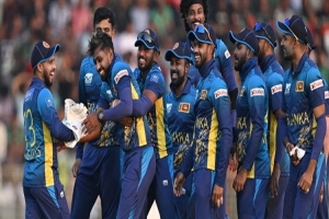 এক ওভারেই স্বপ্ন শেষ, শ্রীলঙ্কার কাছে সিরিজ হার বাংলাদেশের