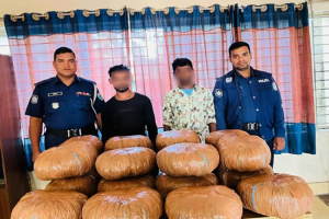 ৪০ কেজি গাঁ জা সহ গ্রে ফ তা র ২