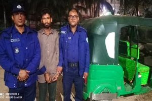 মৌলভীবাজারে চোরাই সিএনজি উদ্ধার, গ্রে ফ তা র ১