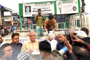 মৌলভীবাজারে তারেক রহমানের পক্ষ থেকে ৫ শতাধিক রোজাদারের মাঝে ইফতার বিতরণ