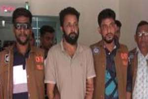 নাটোরে আলোচিত মঞ্জু হ ত্যা মা ম লা র মূল হোতা টুমন গ্রে ফ তা র
