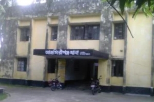 আজমিরীগঞ্জে ৩৪ পিস ই/য়াবাসহ এক ব্যক্তি আ/টক আজমিরীগঞ্জে ৩৪ পিস ই/য়াবাসহ এক ব্যক্তি আ/টক