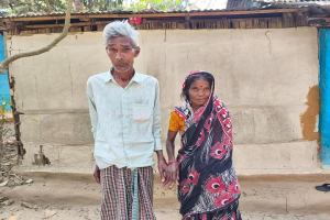 অন্ধ স্বামী, ‘পাগলী’ স্ত্রী - ভালোবাসার অনন্য গল্প