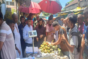 জগন্নাথপুরে ফুটপাত দ*খলমুক্ত, ৫ জনকে জ*রিমানা