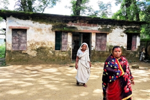 চিকিৎসার জায়গায় আ/তঙ্ক, বড়লেখার ৩ কমিউনিটি ক্লিনিক জরাজীর্ণ