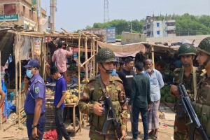 শায়েস্তাগঞ্জের অলিপুরে অবৈধ স্থাপনা উচ্ছেদ