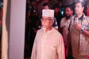 আত্মহত্যায় প্ররোচনা: হেফাজতে গাজী নজরুল, স্ত্রী মাকসুদা গ্রেপ্তার আত্মহত্যায় প্ররোচনা: হেফাজতে গাজী নজরুল, স্ত্রী মাকসুদা গ্রেপ্তার