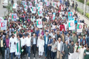 তারেক রহমানকে স্বাগত জানাতে ঢাকাজুড়ে বি এ ন পি র মি ছি ল