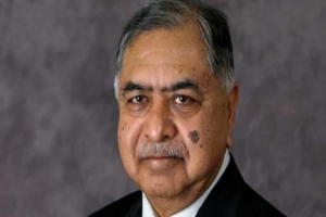 গুরুতর অসুস্থ ড. কামাল হোসেন, স্কয়ার হাসপাতালে ভর্তি