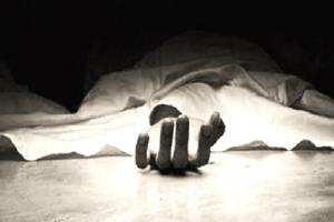 সিলেটে নানার বাড়ি থেকে কি*শোরীর ঝু*লন্ত লা*শ উ*দ্ধার সিলেটে নানার বাড়ি থেকে কি*শোরীর ঝু*লন্ত লা*শ উ*দ্ধার