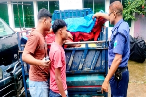 জৈন্তাপুরে ৭৫০ কেজি ভারতীয় জিরা উদ্ধার, পিকআপ জ*ব্দ; চালক গ্রে প্তা র জৈন্তাপুরে ৭৫০ কেজি ভারতীয় জিরা উদ্ধার, পিকআপ জ*ব্দ; চালক গ্রে প্তা র