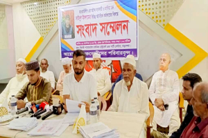 বড়লেখায় জীবননাশ ও গুমের আশংকায় এগ্রো ও পোল্ট্রি ব্যবসায়ির সংবাদ সম্মেলন