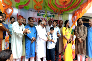 জৈন্তাপুরে শ্রমমন্ত্রীর ইসিজি মেশিন প্রদান ও বৃক্ষরোপণ