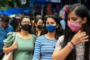 ভারতে ফের মাস্ক পরা বাধ্যতামূলক