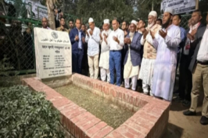 আবু সাঈদের কবর জিয়ারত করলেন :তারেক রহমান