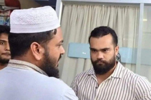 জামিন পেলেন না সেই ‘চ/ড় খাওয়া’ মাদ্রাসাশিক্ষক