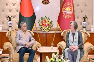 রাষ্ট্রপতির সঙ্গে ইন্টারন্যাশনাল ইনার হুইল প্রেসিডেন্টের সৌজন্য সাক্ষাৎ