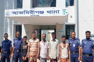 আজমিরীগঞ্জে জুয়া ও মাদক বিরোধী অভিযানে নগদ অর্থসহ ৫ জুয়াড়ি গ্রেফতার