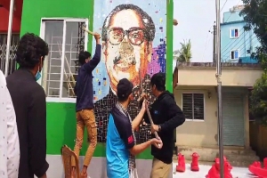 মৌলভীবাজারে ভে ঙ্গে ফেলা হয়েছে শে*খ মু জি বে র ম্যুরাল 