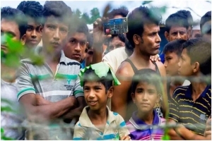 এখন সেই রোহিঙ্গাদের সহায়তা চায় মিয়ানমার জান্তা