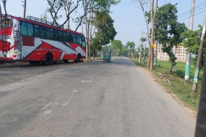সুনামগঞ্জে বাস চাপায় শিশু নি হ ত 