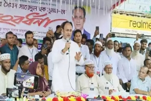 চুনারুঘাট ব্যবসায়ী কল্যাণ সমিতির আয়োজনে ব্যারিস্টার সুমন এমপিকে সংবর্ধনা