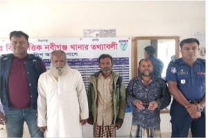 নবীগঞ্জে পুলিশের অভিযানে ৩ জন গ্রে প্তা র