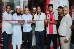বালুচরে আরএফএল এক্সক্লুসিভ শোরুমের উদ্বোধন