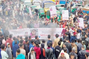 অন্তঃসত্ত্বা গৃহবধূ হত্যার বিচারের দাবিতে সুনামগঞ্জে বিক্ষোভ