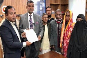 সুনামগঞ্জ ২ আসনে শিশির মনির মনোনয়ন ফরম সংগ্রহ