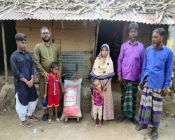 জৈন্তা বার্তায় সংবাদ প্রকাশের পর অসহায় পরিবারের পাশে আইনজীবী 
