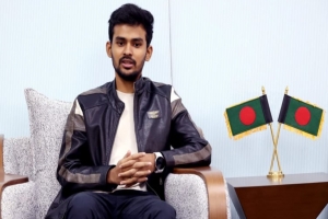 ৬৪ এসপির পরিণতি কী হবে, জানালেন আসিফ মাহমুদ