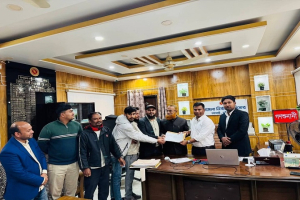 হবিগঞ্জ ৩ আসনে মোখলেসুর রহমান চৌধুরী‌র পক্ষে এমপি প্রার্থীর মনোনয়নপত্র সংগ্রহ