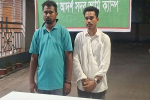ছাত্র-জনতার ওপর গু লি, অমিক ও সাজ্জাদ গ্রে প্তা র