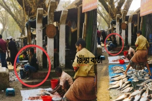 মাধবপুরে শহিদ মিনারের এ কি হাল!
