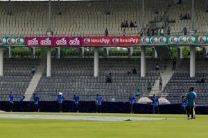 সিলেটে বৃষ্টি বাধার পর ফের খেলা শুরুর অপেক্ষা