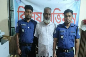 ছাতকে ৭৮ বোতল বিদেশী ম দ সহ মা দ ক কারবারি গ্রে ফ তা র