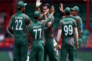 টি-টোয়েন্টি বিশ্বকাপের সুপার এইটে এক পা দিয়ে রাখলো বাংলাদেশ