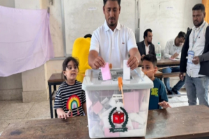 ৯ আসনে ভোট দিলেন মোহাম্মদ আশরাফুল