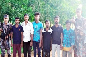 হবিগঞ্জে অবৈধভাবে ভারত গিয়ে ফিরে আসার সময় বিজিবির হাতে আ ট ক ৬
