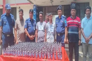 কালিয়াকৈরে ৩০২ বোতল ফে ন সি ডি ল সহ কাভার্ড ভ্যান আ ট ক, গ্রে প্তা র ২