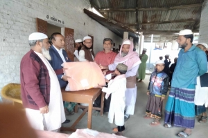 হবিগঞ্জ জেলা প্রশাসকের উদ্যোগে লাখাইয়ে মাদ্রাসার ছাত্রদের মাঝে কম্বল বিতরণ