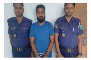প্রেমের সম্পর্ক নিয়ে ক্ষো*ভ, মেয়েকে হ*ত্যার দা*য় স্বীকার করলেন বাবা