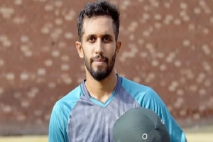 ‘ভারতকে নিয়ে আলাপ নিষিদ্ধ’ বলায় তোপের মুখে হারিস