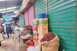 জৈন্তাবার্তায় সংবাদ প্রকাশের পর, বাহুবলে মহিলা কর্নারের ৩টি দোকান বন্ধ 